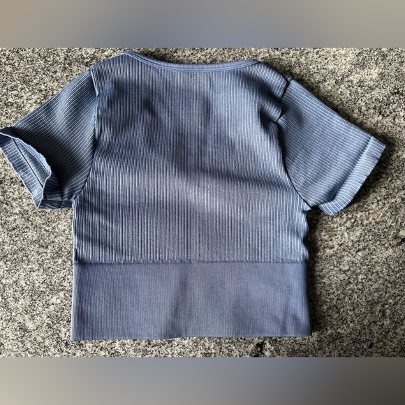 Offline arie crop top - Picture 7 of 7